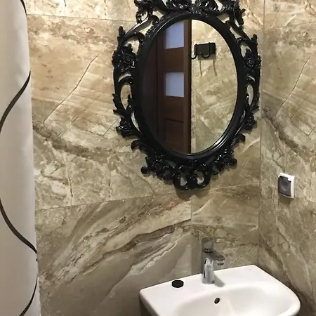 Iguana לינה וארוחת בוקר