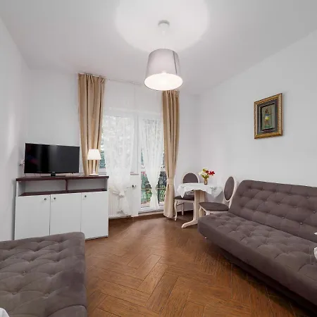 Iguana לינה וארוחת בוקר קריניצה מורסקה