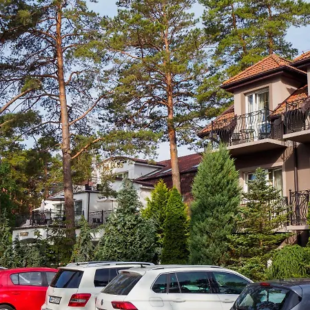 Iguana לינה וארוחת בוקר קריניצה מורסקה